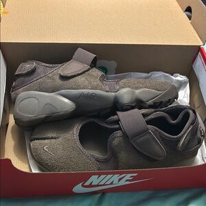 Nike air rift Brown tabi Shoes
